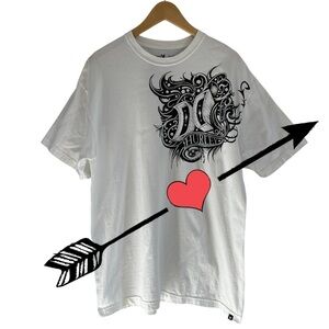 Hurley Mens White Short Sleeve Tee with Black Graphic design X-Large